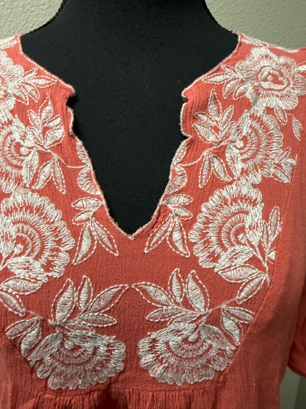 Fair Haven Coral Embroidered Blouse L Boho Peasant Floral Summer Top Chic - Picture 3 of 11